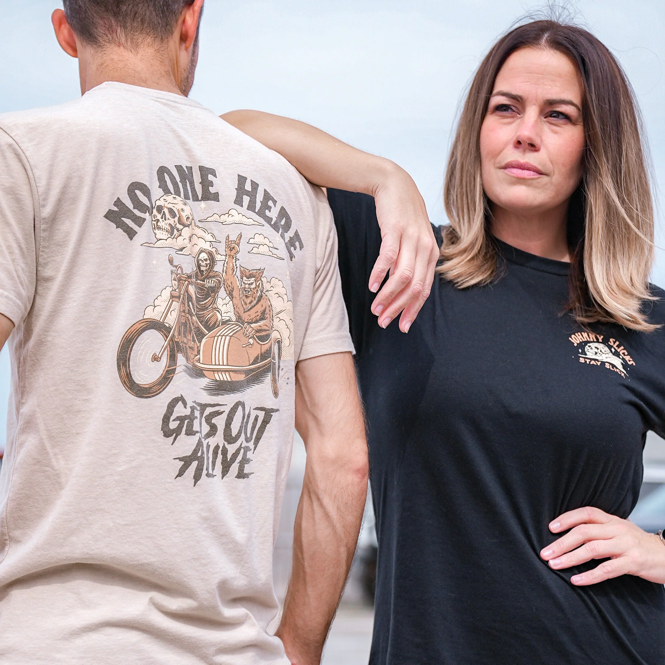 No one here gets out alive T-shirt - Image 8